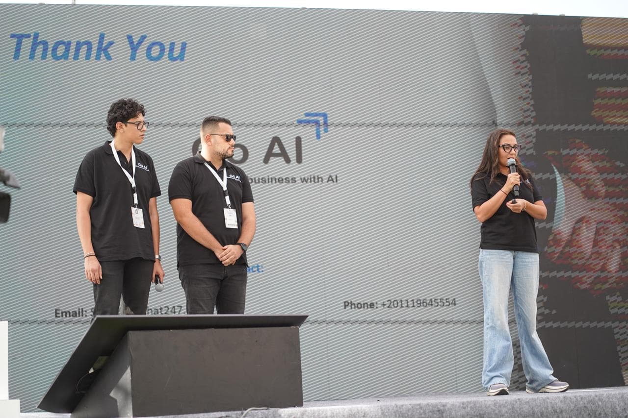 Award ceremony moment 4